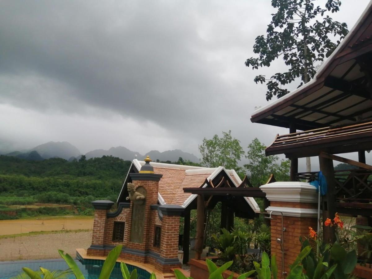 Chateau Orientale Resort หลวงพระบาง ภายนอก รูปภาพ